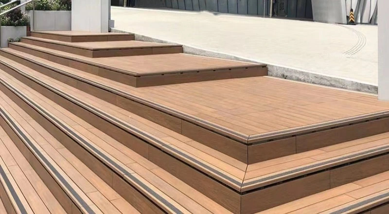 WPC Outdoor Flooring Plastic Wood Composite Waterproof Decking